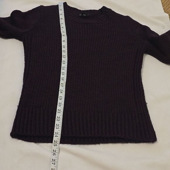 Club monaco cherry red,knitted sweater size medium - Picture 7 of 11